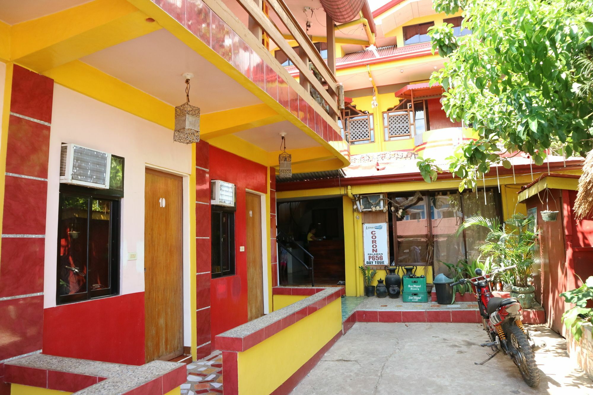 Отель Lagrosa Backpackers Корон Экстерьер фото